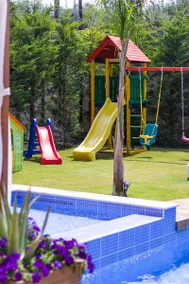 Villa Eva! ¡Relájate en la piscina, el jacuzzi al aire libre y el jardín! Zona de juegos y ping pong! - Image 4