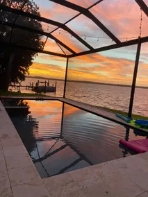 Lakefront villa, with pool & hot tub near beaches - Image 2