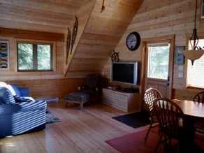 Our Cabin in the Trees - Image 3