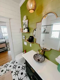 Ivy Jungalow | Bright, Clean, & near Downtown - Image 5