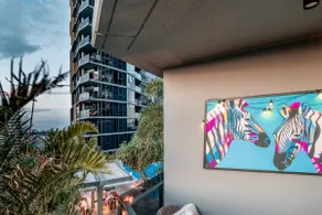 Modern Urban Oasis+SunsetViews&RooftopPool/Spa/gym - Image 2