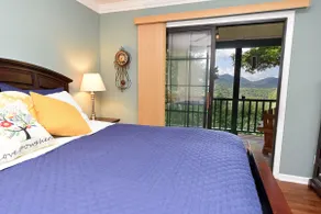 Stunning Mountain Views - Image 5