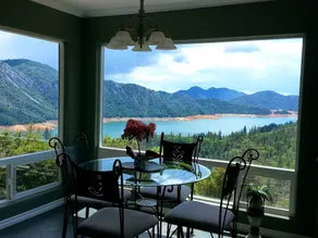 Dream View Lake House - Image 3