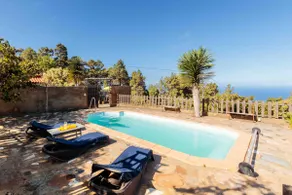 Buganvillas, Fantastic Rural House with a View - Image 2