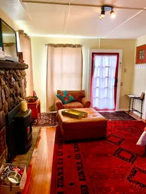 Charming 2 Bedroom cottage with private garden - Image 5