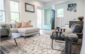 3 BR cozy + renovated walkable downtown stay - Image 2