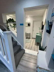 Modern Secure Studio, Free On Street Parking - Image 5