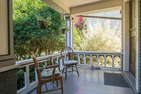 Charming Classic Ladd's/Hawthorne Gem/Sleeps 4 - Image 5