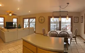 Hawk’s Lake View Vacation Home - Image 4