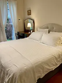 Federation King Suite with Bath - Image 5