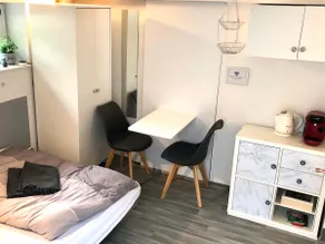 Modern*Garden*Netflix*Wi-Fi*Parking - Image 2