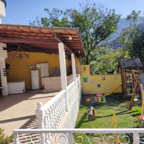 complete site, with swimming pool and private waterfall - Image 5
