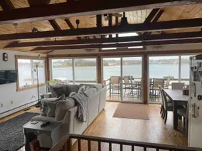 Relax by the Sea, Cozy 2 bedroom home - Image 3
