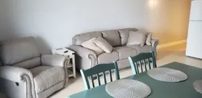 New Deluxe Duplex Unit, 1 Queen Bed, Unit C - Image 4