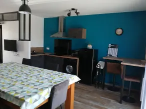 Entire place adjoining the primary residence - Image 3