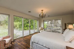 Rural Kentucky River Palisades Cabin/Past Distilry - Image 3