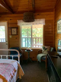 Sage Hill Cabin Lakeview #2 - Image 4