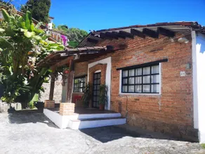 Beautiful rustic house in Valle de Bravo - Image 2