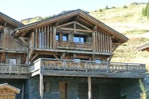 Very comfortable chalet, unique view, ski-in, ski-out - Image 2