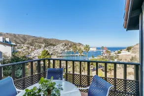 4BDR Hill House, VIEWS, Fireplace, Deck - Image 5