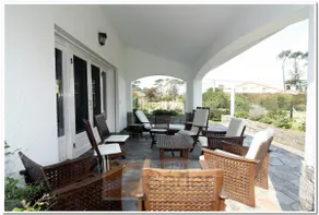 CHALET NORMANDIE: stop 14, steps from Playa Mansa - Image 5