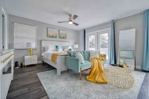 Stylish Lake home with HUGE POOL, Arcade with PS5,and Theater Just 5 min from Legoland - Image 3