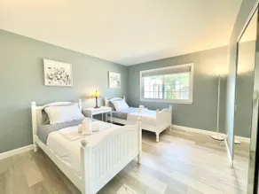 6 beds house Cisco PayPa| Airport Golfing - Image 2