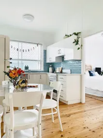 Delightful original beach house at Currarong - Image 2