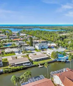 Swimming, Boating, Fishing on Gulf & Heated pool - Image 3