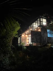 Cabin with Jacuzzi, Swimming Pool, Fireplace, A/C - Image 2