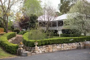 Curraweena House Kurrajong with fireplace - Image 2