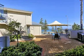 Beachfront @ Scarbs - Image 4