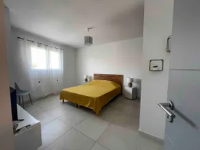 Independent duplex, private garden & terrace, sea - Image 4