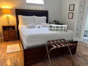 Cozy & Quaint! The Little Cottage for Big Hearts. A peaceful getaway in Florida! - Image 3