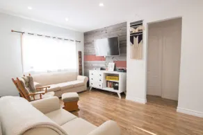 Rustic Country Cottage 2 Bed 1 Bath near downtown - Image 2