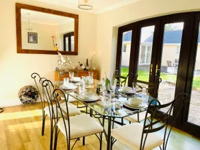 The Old Coach House, large spacious family holiday home with garden, Ventnor - Image 5