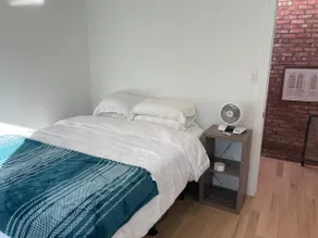 Cheerful 3 story townhouse Old Town/LP - Image 3