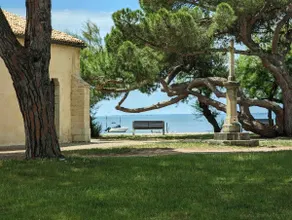 Beautiful 2-bedroom, 1-bathroom, 50 m from the Bay - Image 4