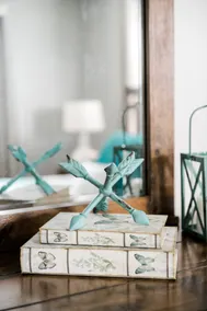 Bright & Airy Apartment: Unit2. Great Location! - Image 3