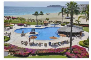 Cab San Lucas Beachfront One Bedroom Condo - Image 2