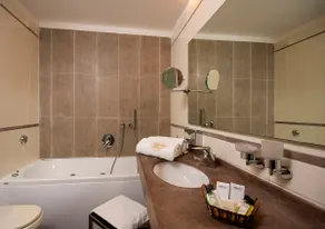 Marina Centro Suite 50 meters from the beach - Image 3