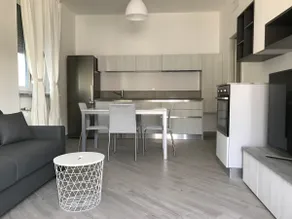 Delightful Two-Room Apartment Fiera Milano - Image 2