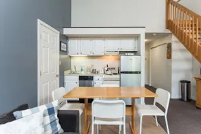 ESCAPE TO THE PERFECT WHITE MOUNTAIN LOCATION - Cozy Condo @ Lincoln Station - Image 2