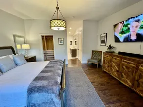 Retraite Kierland avec piscine chauffée et foyer extérieur - Image 3