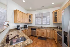 Panoramic Penthouse at SDC - Image 4