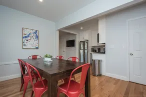 Luxury, Location, Privacy. Walk to train. Boston - Image 3