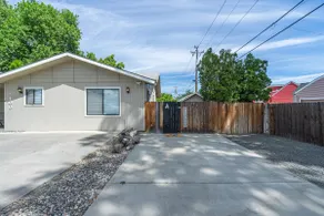 Bruneau Bungalow Side A - Image 3