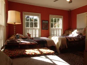 Artful Lodging Mountain-view Studio+1 Bedrm Apt in Historic Home, Montpelier VT - Image 5