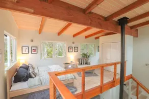 Romantic Modern Loft in Volcano Rainforest - Image 2