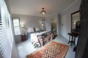 Fig Tree Self Catering Apartment - Image 2